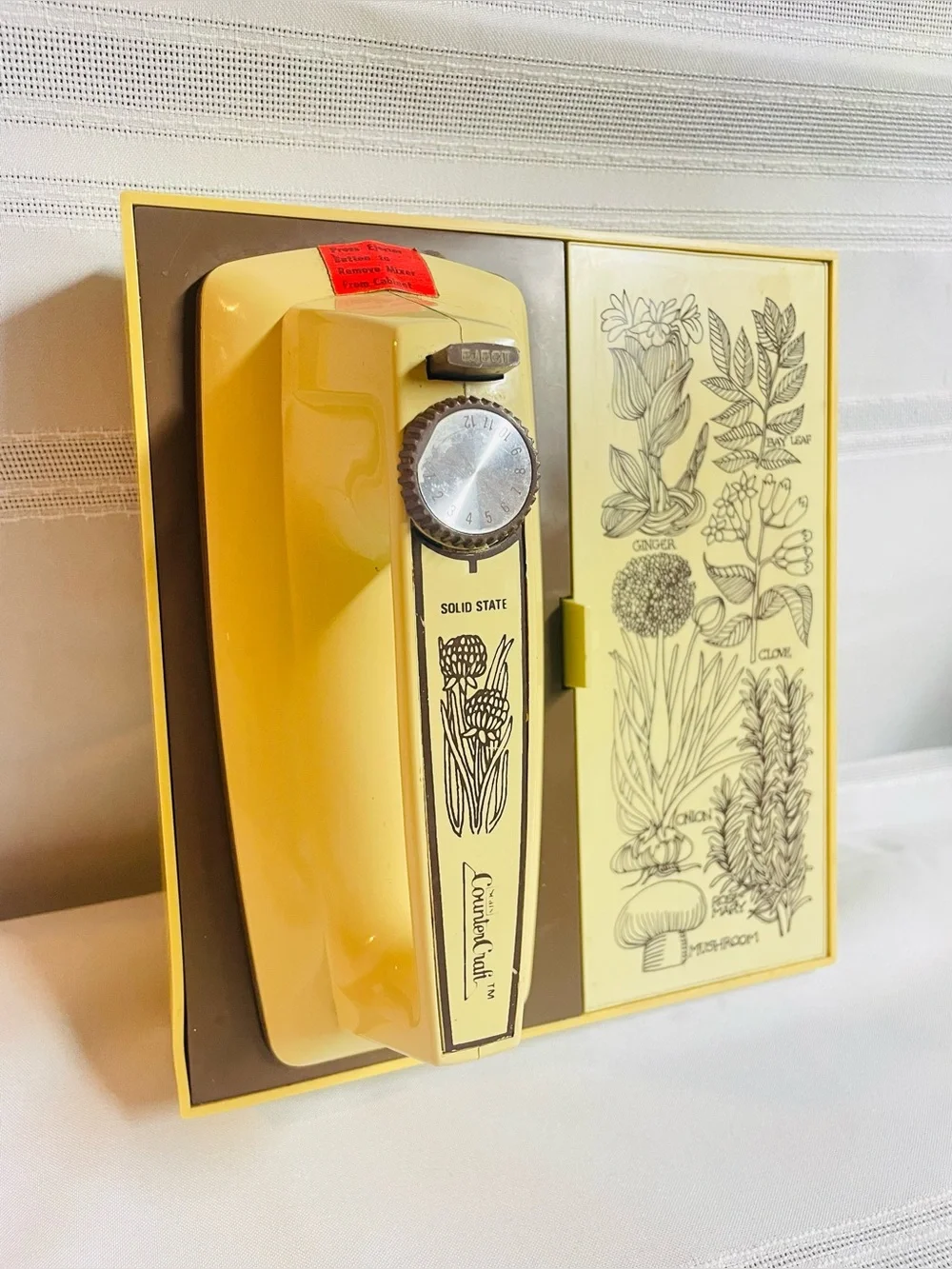 Vintage MCM Sears Counter Craft Solid State Hand Mixer with Storage Case WORKS